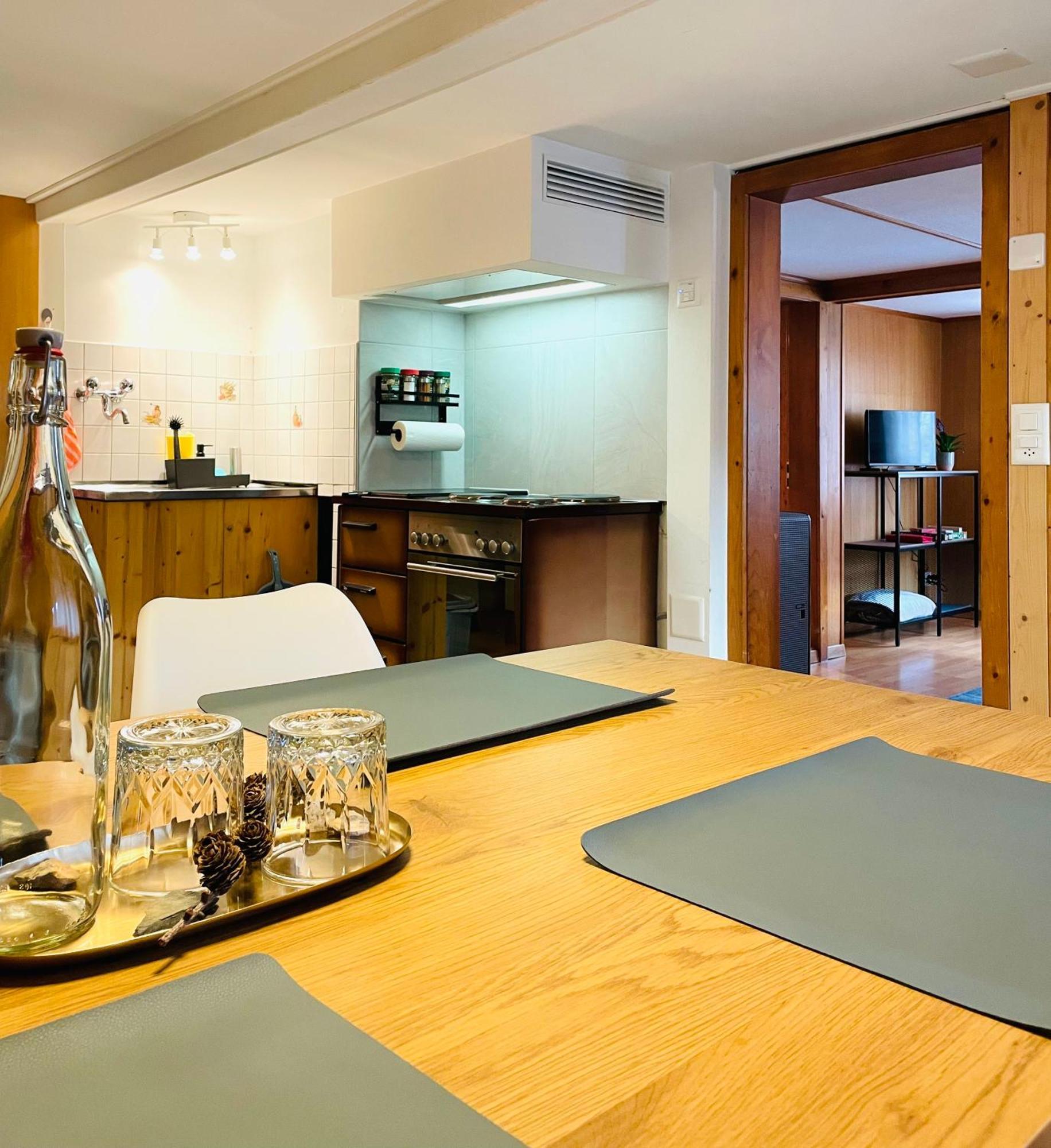 Lovely & Great Equipped Wooden Alp Chalet Flat Kandersteg Dış mekan fotoğraf
